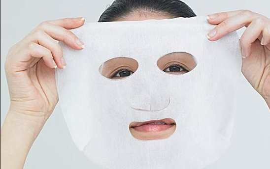 從溝通到發(fā)貨：面膜ODM生產(chǎn)流程詳解